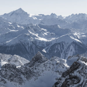 Panoramabild der Berge von Crans montana Schweiz zum Einrahmen in ein Fotorahmenbild
