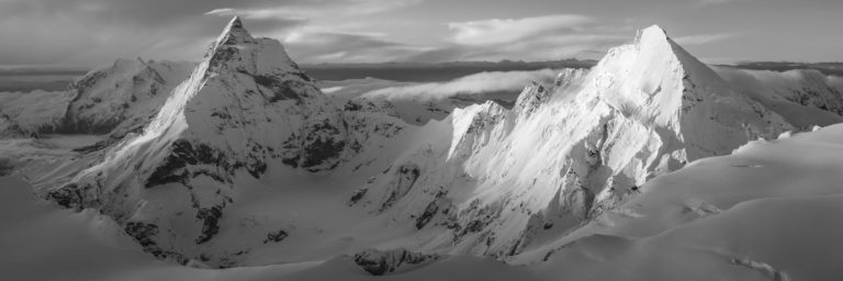 Panoramic black-and-white photo of the Matterhorn and Dent d&#039;Hérens