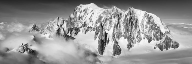 mont blanc summit panorama