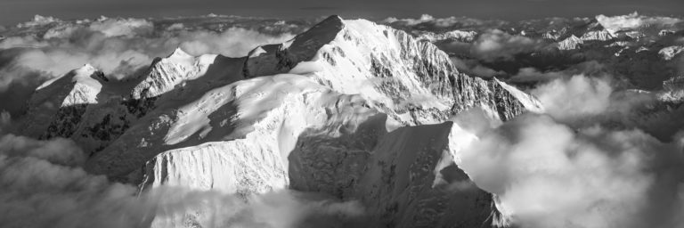 panorama image mont blanc megeve