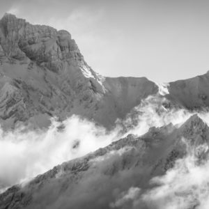 Muverans - großer Muveran - Schweizer Bergpanorama-Foto in schwarz-weiß