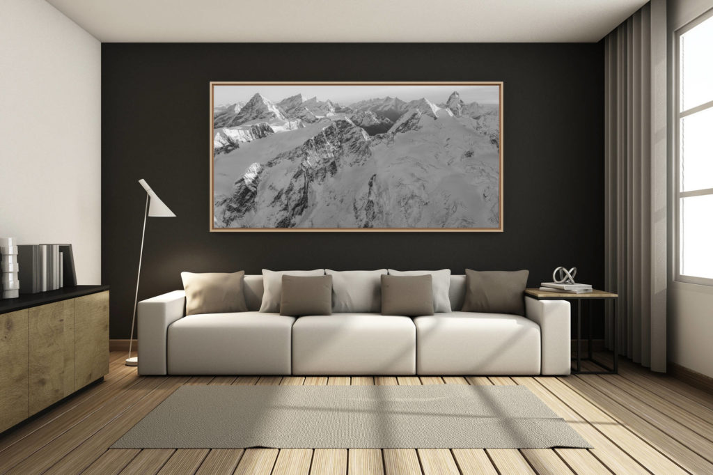 déco salon chalet rénové de montagne - photo montagne grand format -  - Vue panoramique noir et blanc du sommet des Alpes Valaisannes - Canton du Valais - Crans Montana - Val d’Anniviers