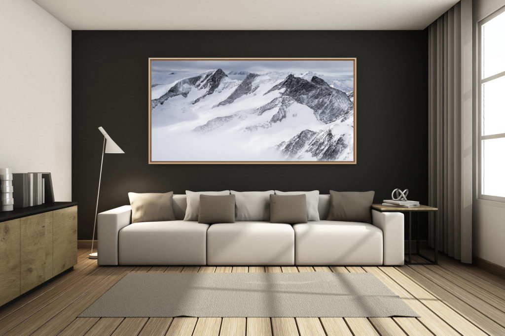 déco salon chalet rénové de montagne - photo montagne grand format -  - Photo montagne neige dans les Alpes bernoises - Dom des Mischabels et Monte Rosa- en noir et blanc - wannenhorn et le Fiescher Gabelhorn