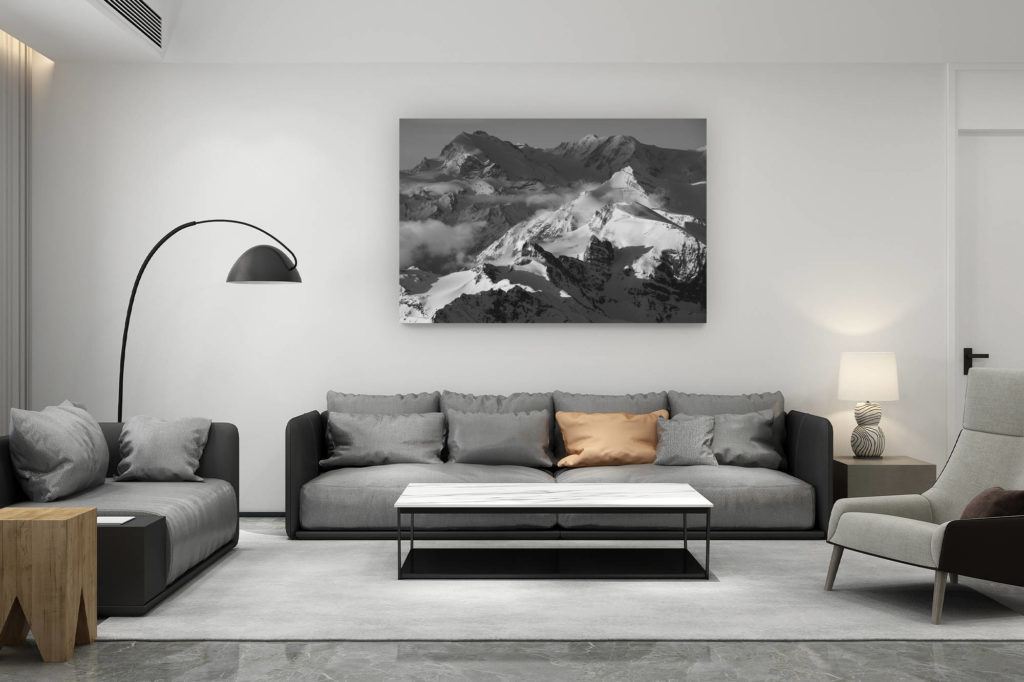 décoration salon contemporain suisse - cadeau amoureux de montagne suisse - Brunegghorn - Brunegghorn - Mont Rose-  Zermatt - Photo noir et blanc d'un sommet de montagne sous la neige et le soleil