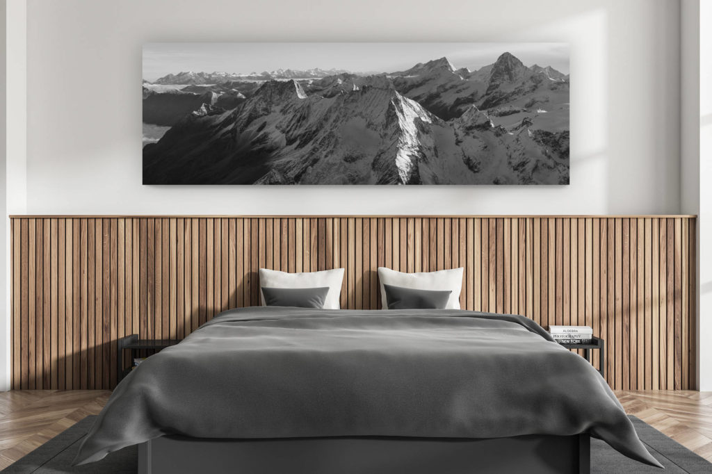 décoration murale chambre adulte moderne - intérieur chalet suisse - photo montagnes grand format alpes suisses - Vue panoramique noir et blanc du massif montagneux des Alpes Suisses Bernoises et Valaisannes