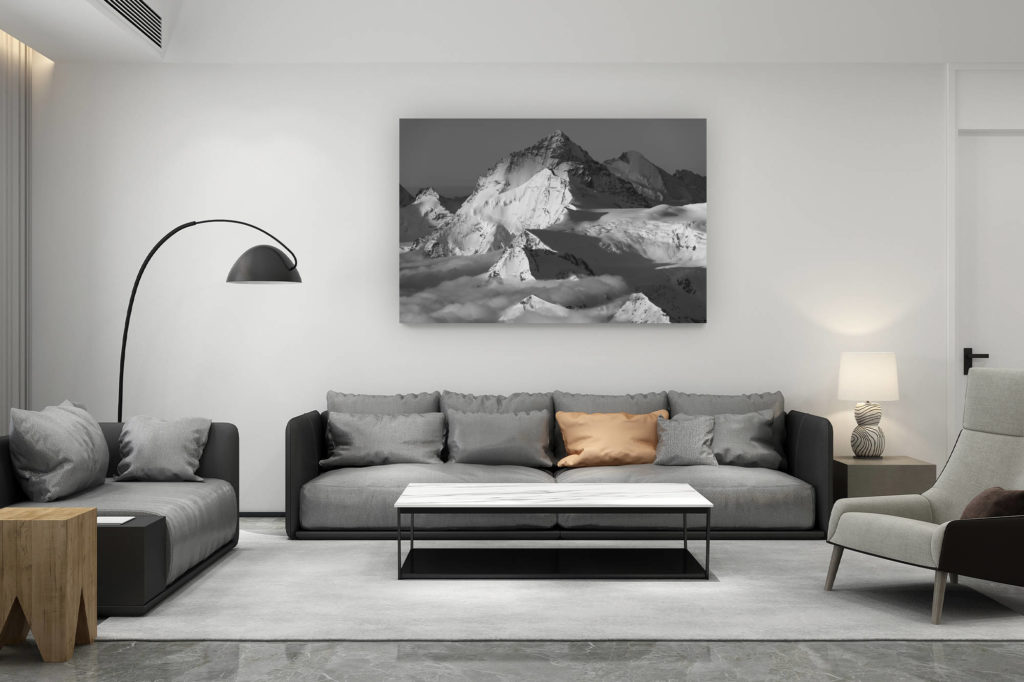 décoration salon contemporain suisse - cadeau amoureux de montagne suisse - Dent Blanche - Grand Cornier et dent d'Hérens en photo noir et blanc dans une mer de nuage