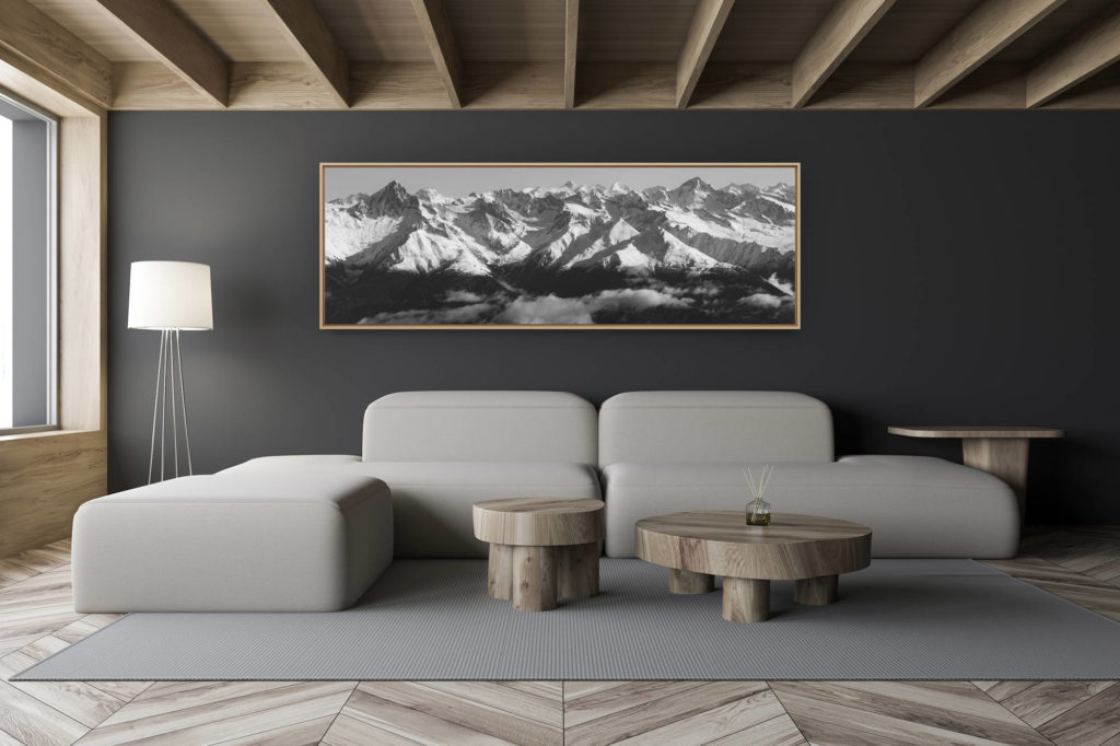 décoration salon chalet moderne - intérieur petit chalet suisse - photo montagne noir et blanc grand format - Panorama montagne - vue panoramique noir et blanc des Alpes Suisses Bernoises en Engadine proche de Zermatt