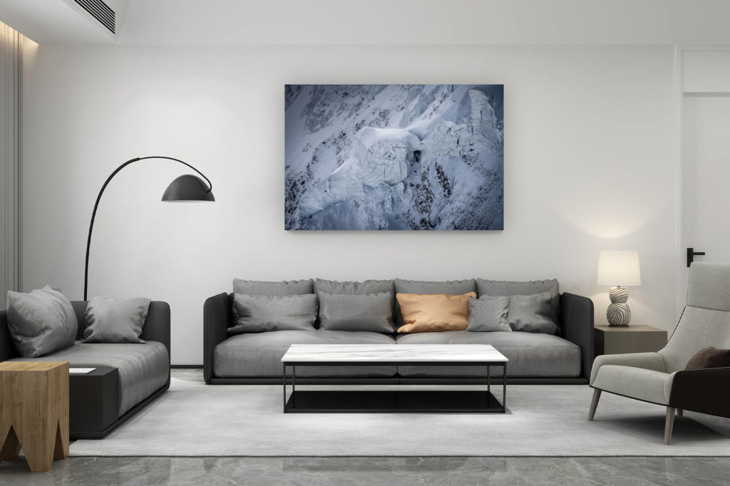 décoration salon contemporain suisse - cadeau amoureux de montagne suisse - Image d'un paysage de montagnes rocheuses  - face Nord de la Dent d'Hérens et Sérac sous la neige en suisse dans les alpes valaisannes