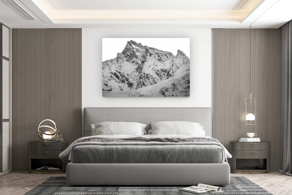 décoration murale chambre design - achat photo de montagne grand format - Zinalrothorn - Sommet des Alpes enneigé -  engadine dans la Vallée de Zermatt en noir et blanc