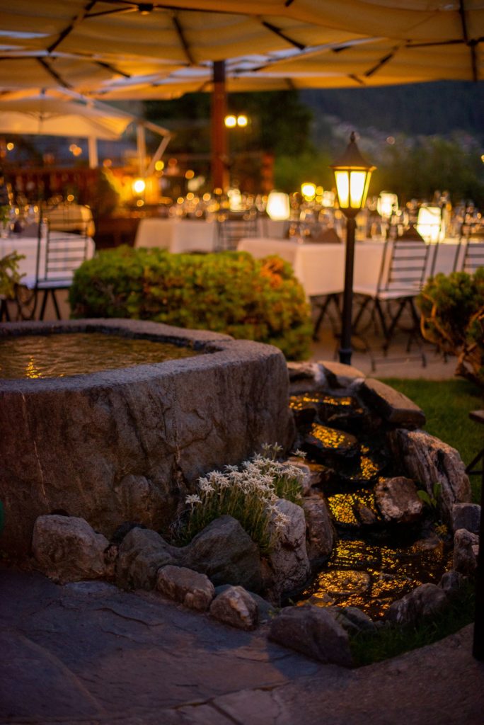 La terrasse du restaurant Chalet d'Adrien à Verbier