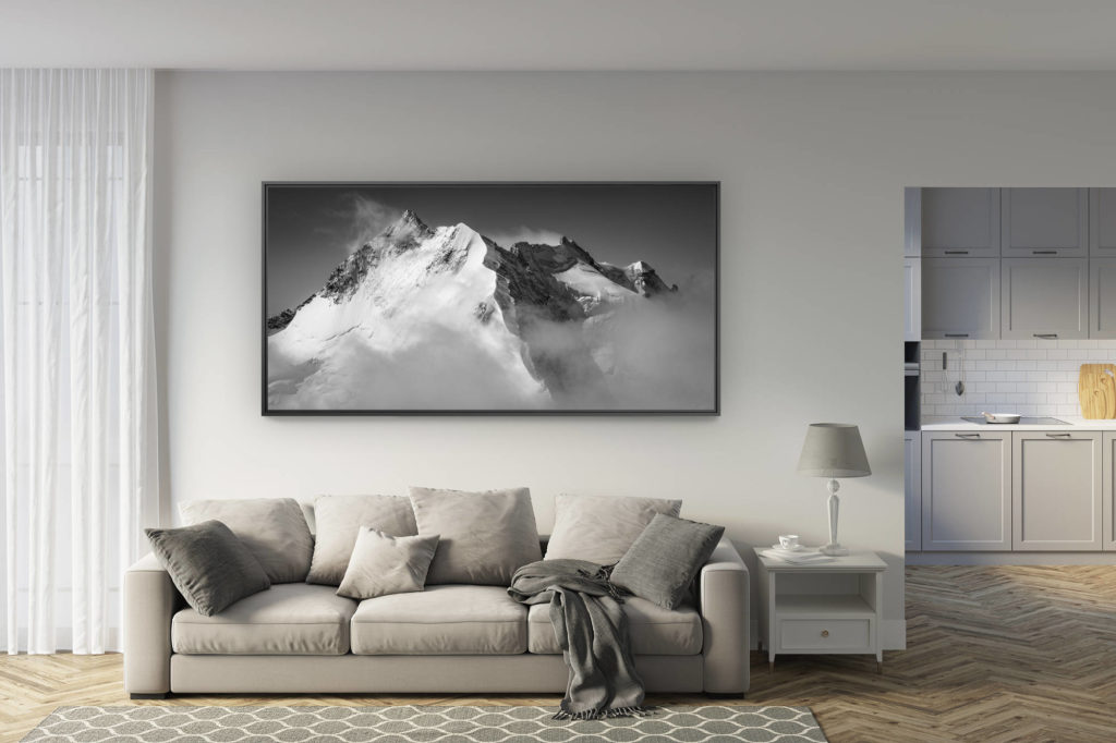 déco salon rénové - tendance photo montagne grand format - Image panoramique piz bernina - photo biancograt - Engadine Alpes Suisses - panorama noir et blanc montagne st-moritz