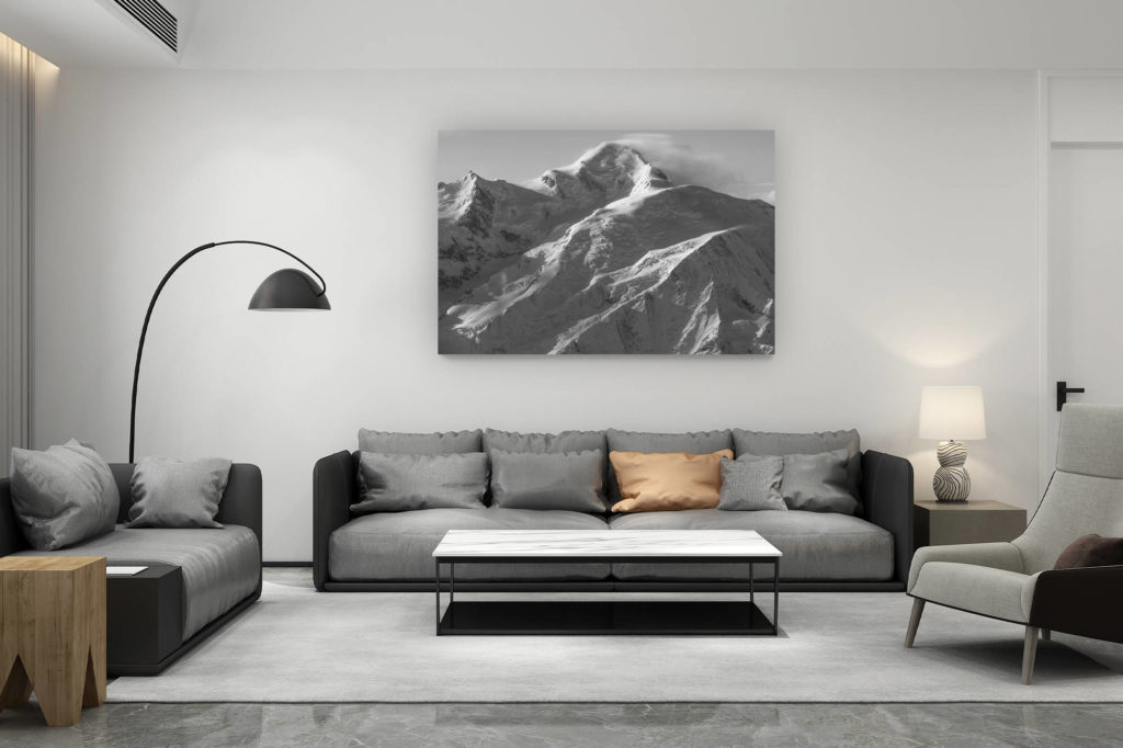 décoration salon contemporain suisse - cadeau amoureux de montagne suisse - Sommet Mont Blanc - photo du mont blanc noir et blanc - Voie normale et du refuge des Grands Mullets après une tempête en montagne