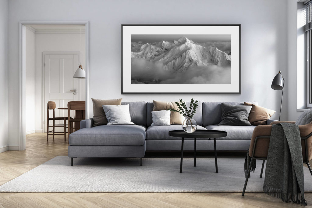 décoration intérieur salon rénové suisse - photo alpes panoramique grand format - photo mont blanc noir et blanc - photo encadrée d'une panoramique de montagne en suisse