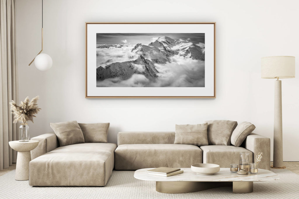 décoration salon clair rénové - photo montagne grand format - photo panoramique mont blanc et aiguille du midi