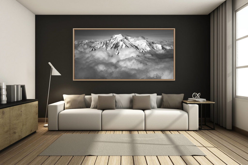 déco salon chalet rénové de montagne - photo montagne grand format -  - telepherique aiguille du midi - panoramique mont blanc - météo aiguille du midi nuage - photo artistique chamonix