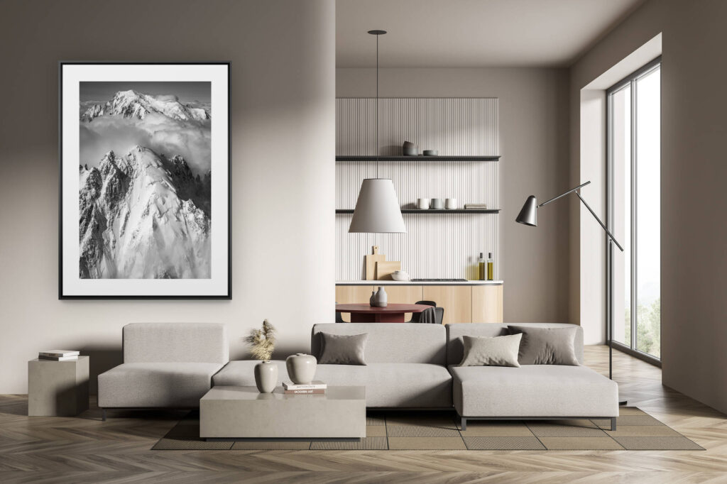 déco tendance salon moderne - photo montagne noir et blanc grand format - Aiguille verte Chamonix - Vertical Mont Blanc en vue panoramique de montagne noir et blanc