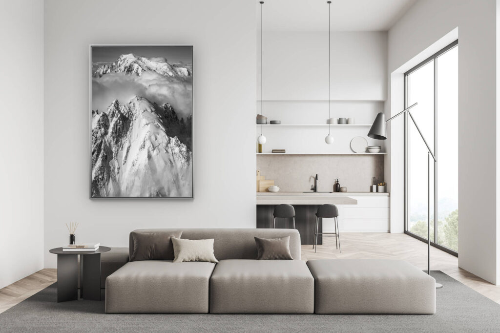 décoration salon suisse moderne - déco montagne photo grand format - Aiguille verte Chamonix - Vertical Mont Blanc en vue panoramique de montagne noir et blanc