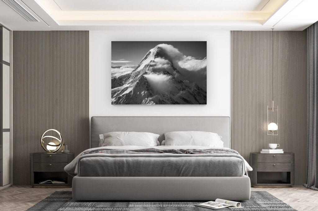 décoration murale chambre design - achat photo de montagne grand format - Photo de paysage de montagne noir et blanc du Lauteraarhorn et Schreckhorn dans les Alpes du canton de Berne en Suisse