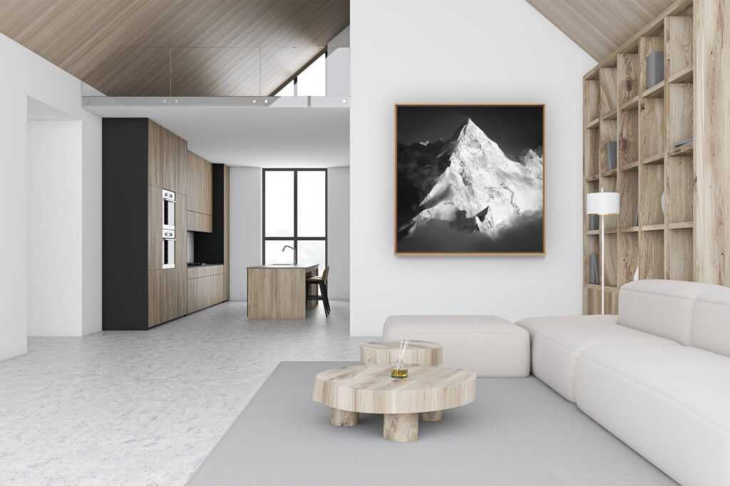 décoration murale chalet luxe rénové - photo montagne noir et blanc -